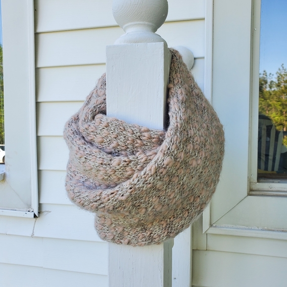 🆕️ NWOT infinity scarf - Picture 2 of 3